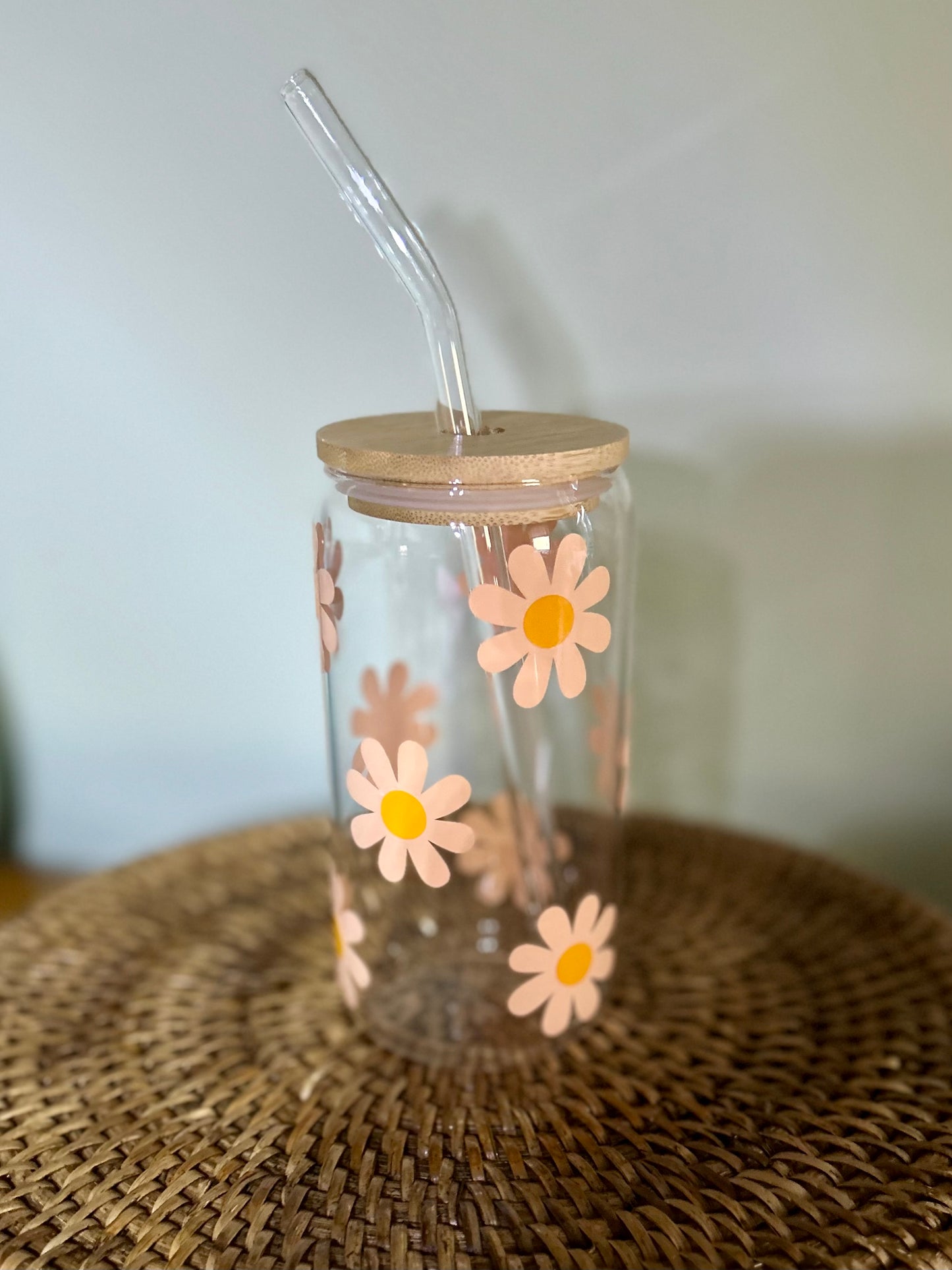 Daisy Glass Can