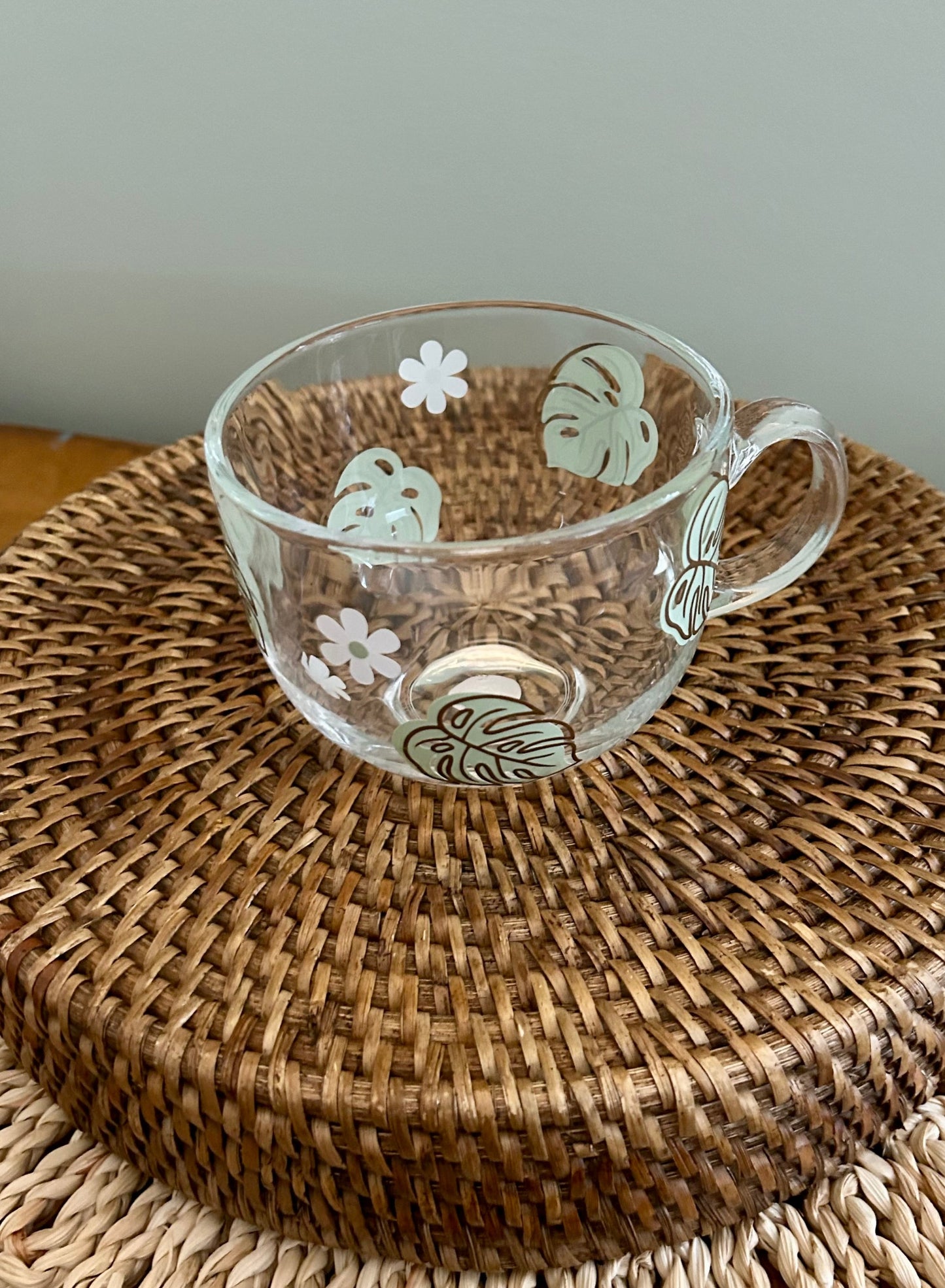 Monstera Leaf Glass Mug